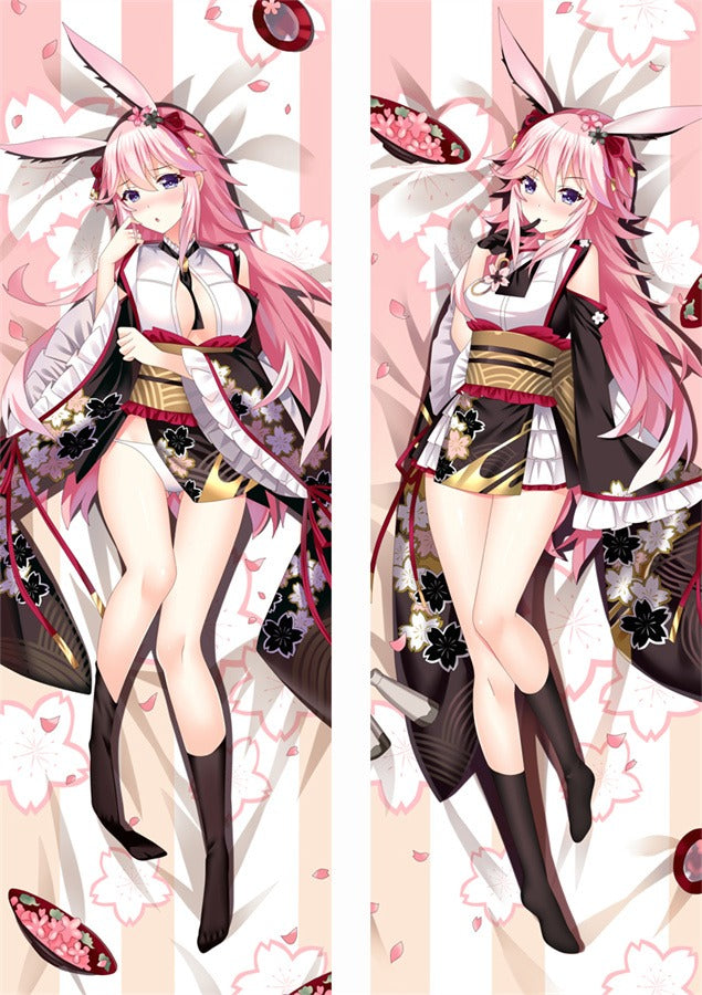 Yae Sakura Svart Blommig Kimono Dakimakura