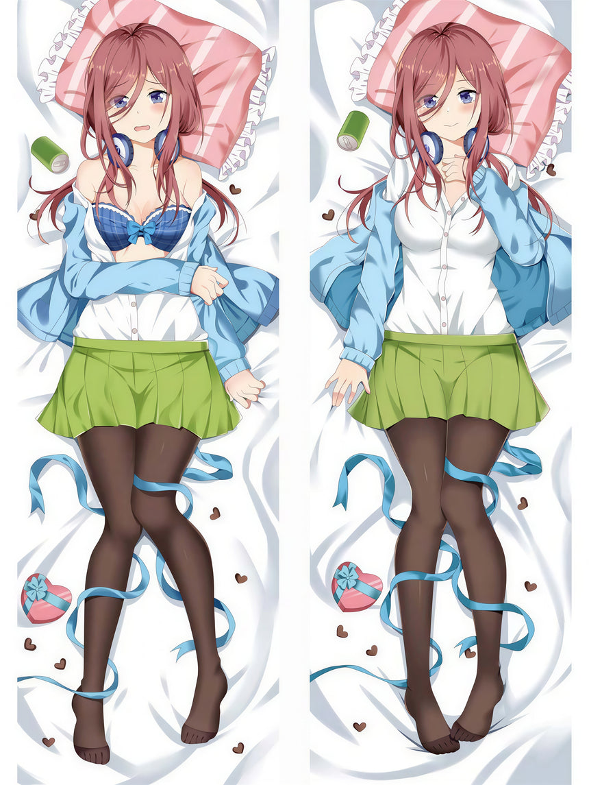 Miku Nakano Blyg Dakimakura 2